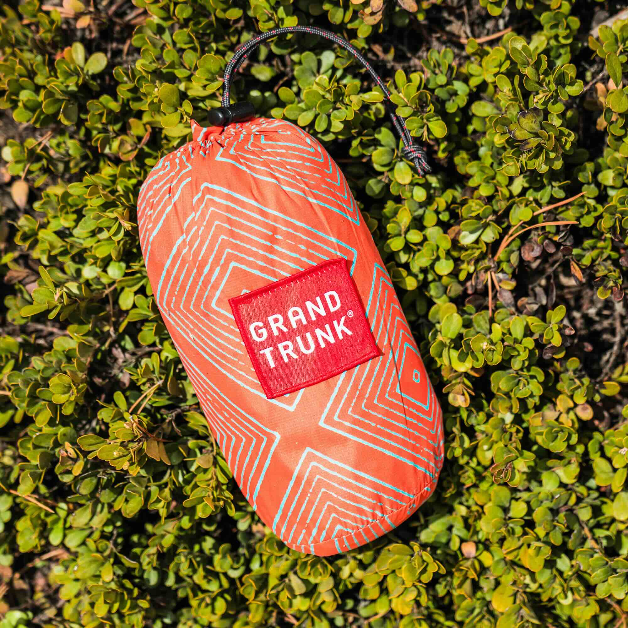 Grand Trunk TrunkTech Double Hammock (red diamond)