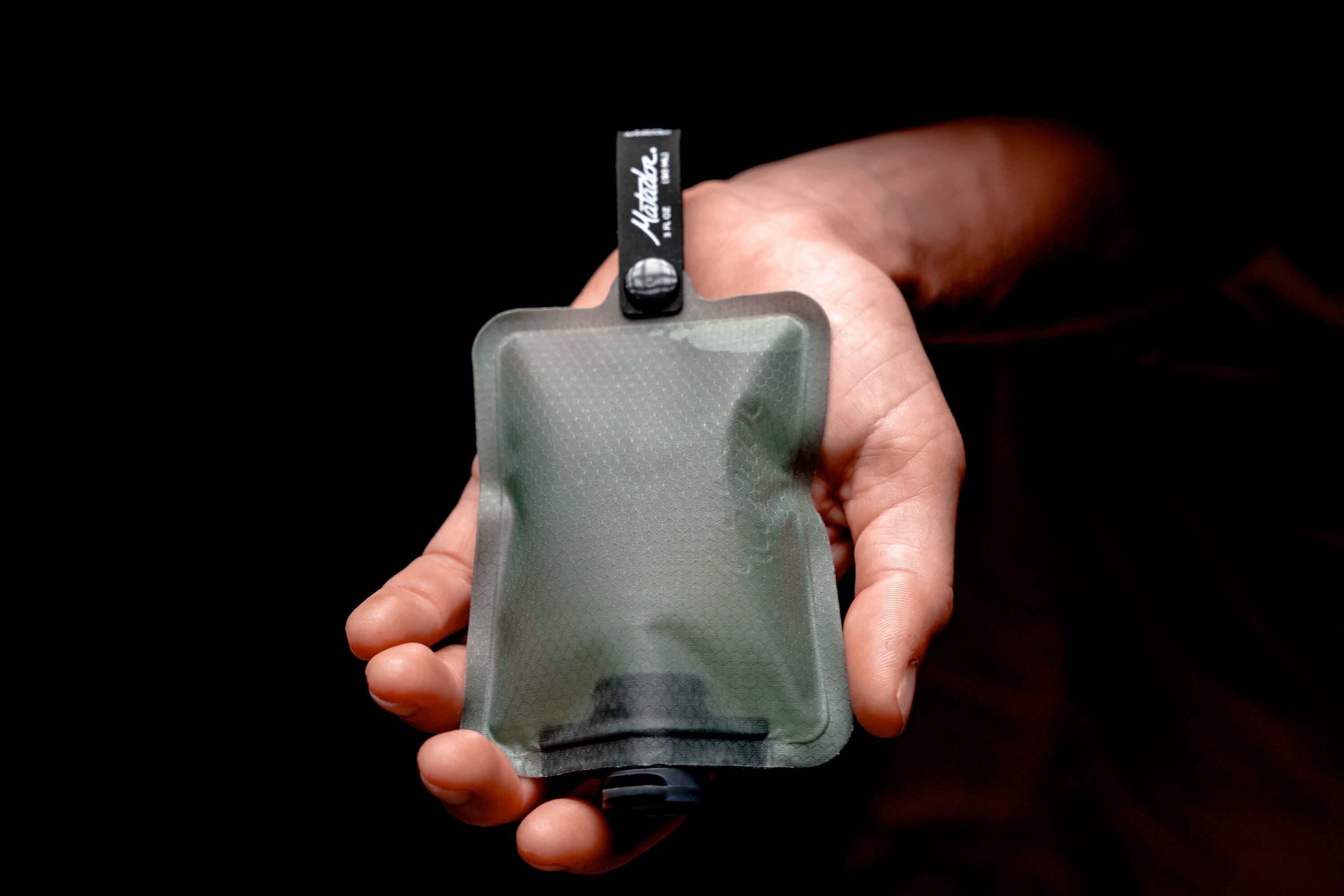 Matador FlatPak Toiletry Bottle 3-Pack (blue, charcoal, green)