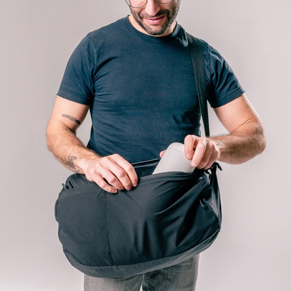 Matador ReFraction Packable Duffle Bag (black) Ultraleichter, faltbarer Weekender (25 Liter) von Matador