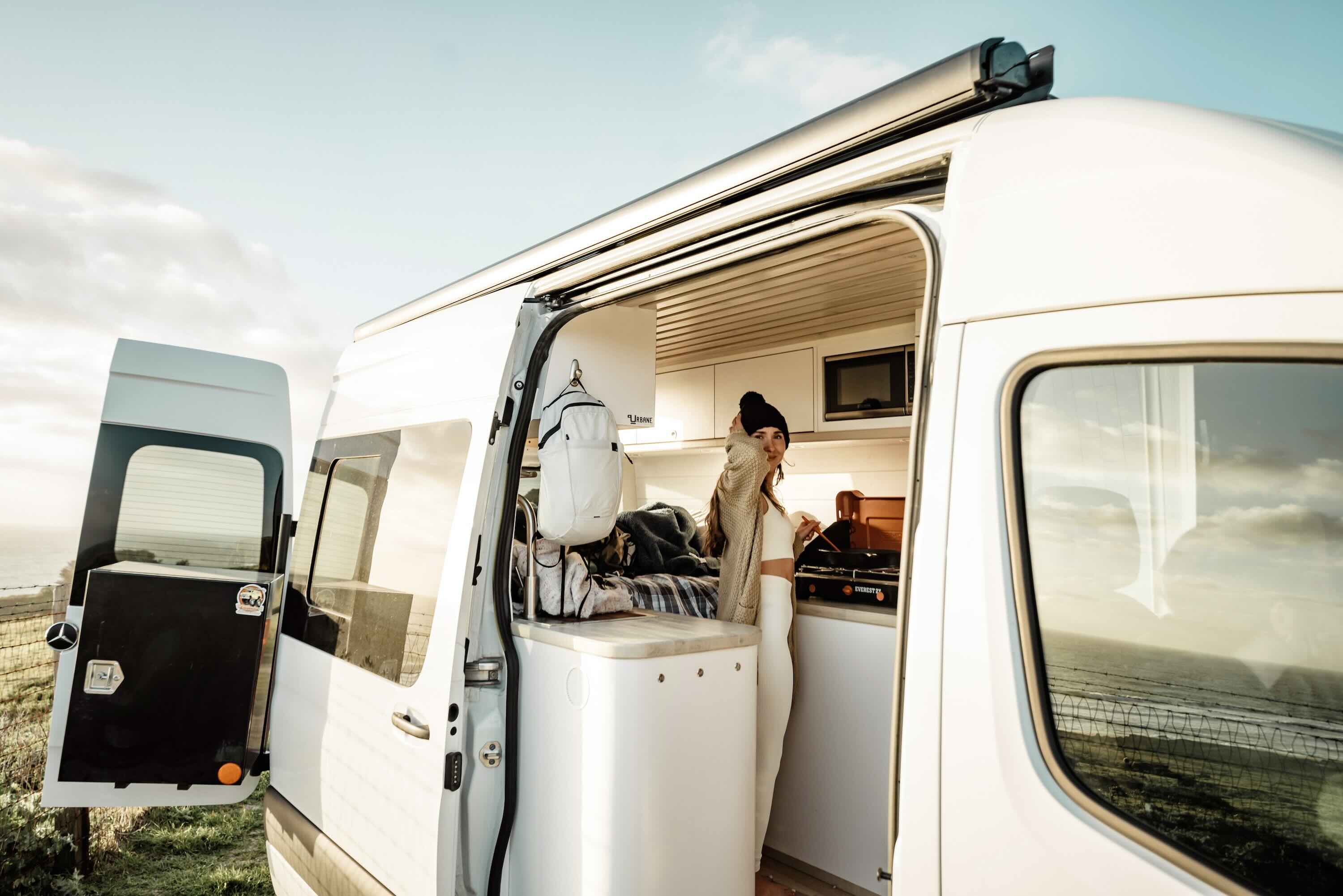 Matador ReFraction Packable Backpack (white)