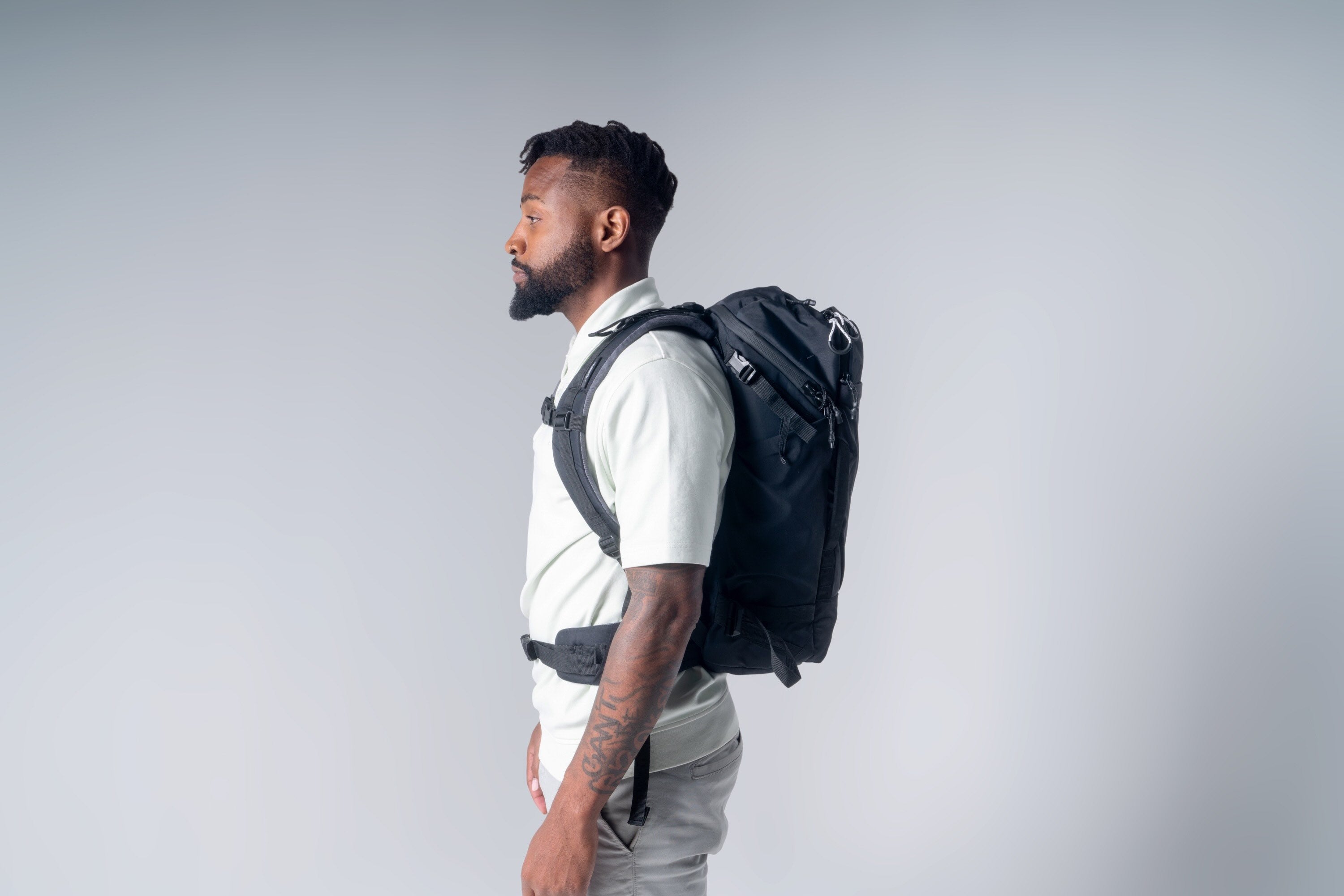 Matador GlobeRider35 Travel Backpack (black) - Handgepäckkonformer Rucksack für Weltreisen (35 liter)