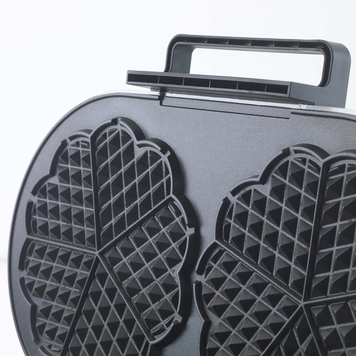 Waffeleisen doppelt herzförmig Weiß