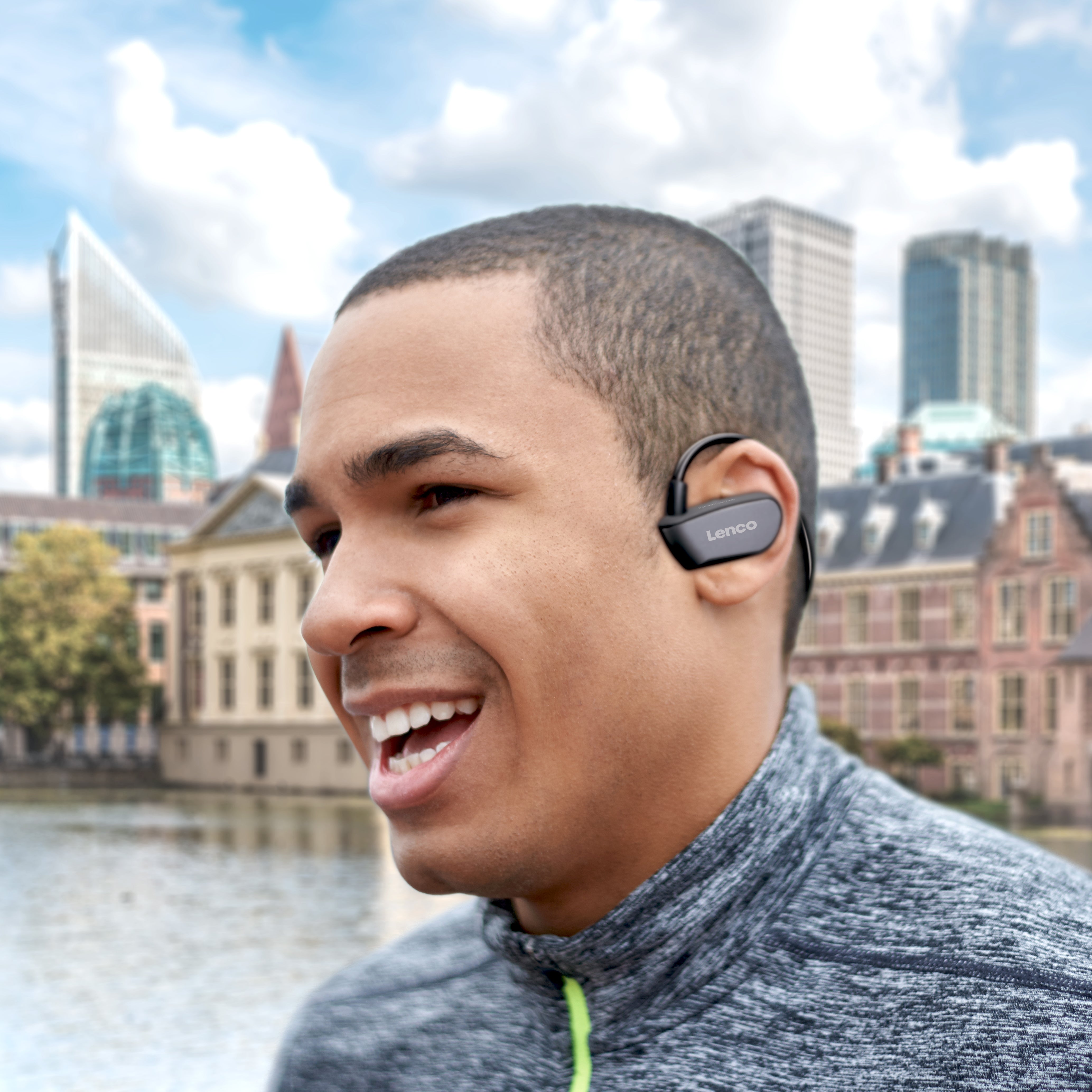 Wasserdichte Bluetooth®-Sport-Kopfhörer mit 8 GB MP3-Player Schwarz