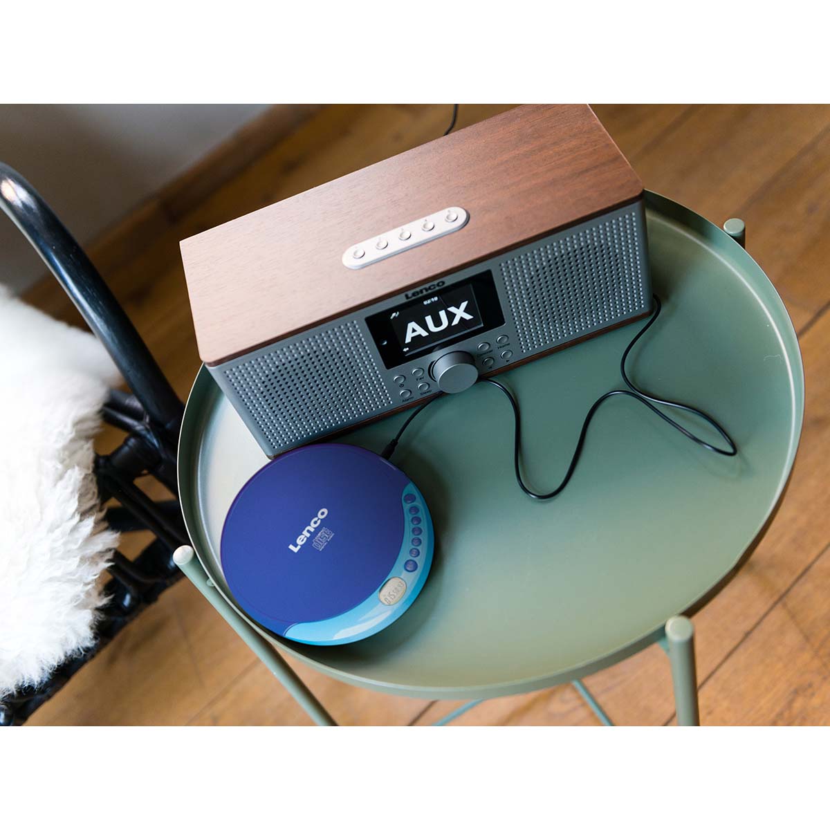 Tragbarer CD-Player mit Ladefunktion Blau