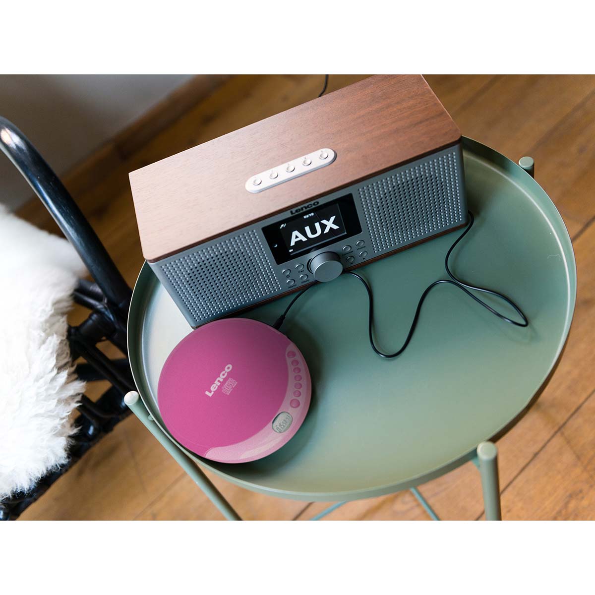 Tragbarer CD-Player mit Ladefunktion Pink
