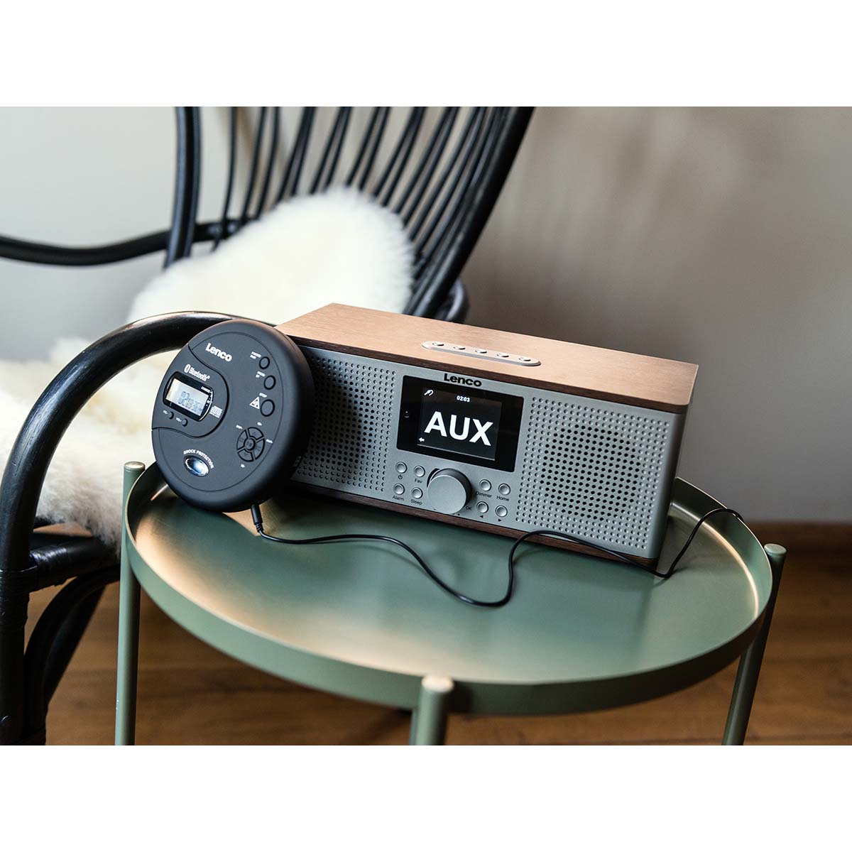 Tragbarer Bluetooth® CD-MP3-Player mit Antiblockiersystem Schwarz