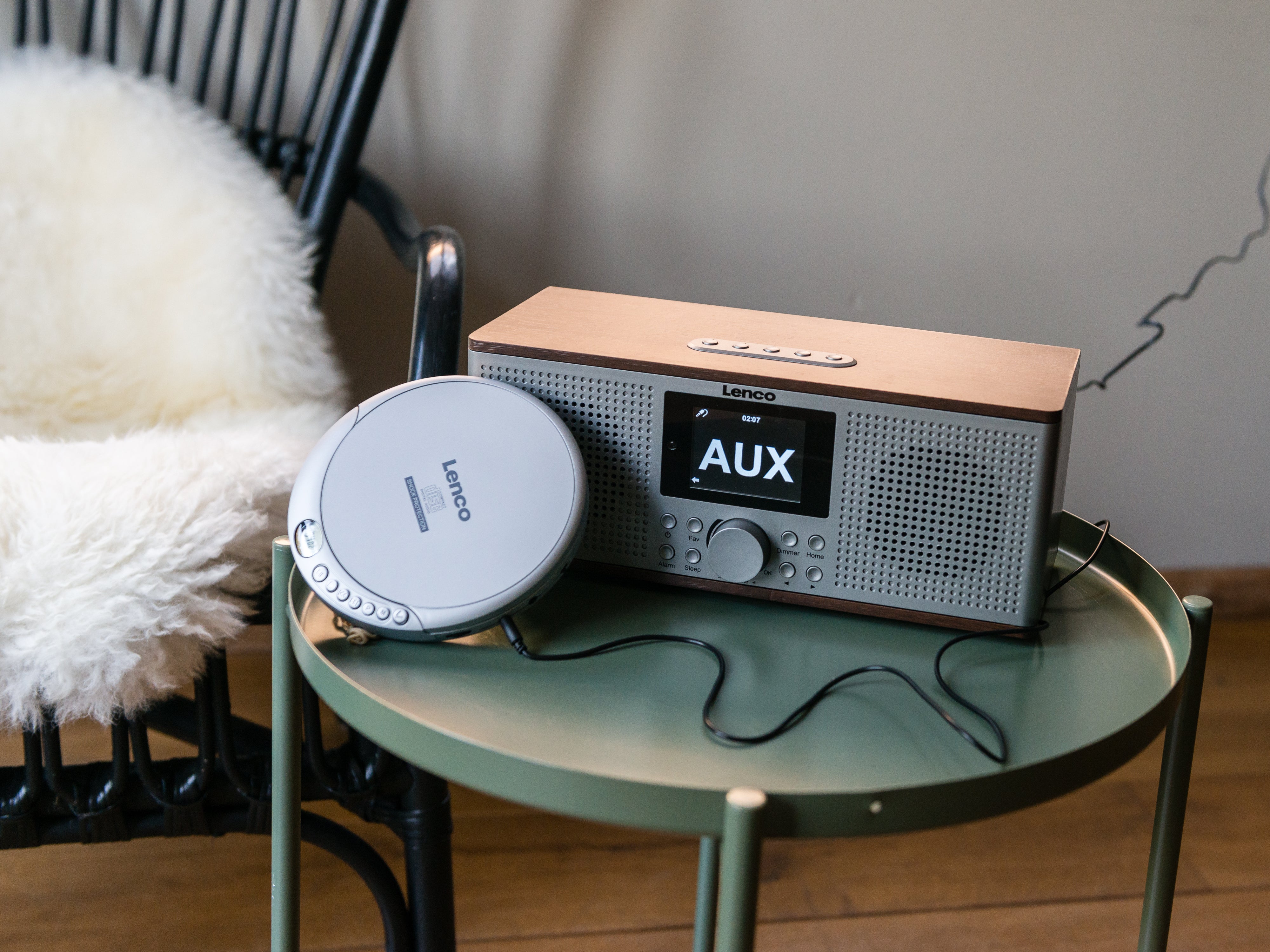 Discman mit Tragetasche/Powerbank (Sealen)