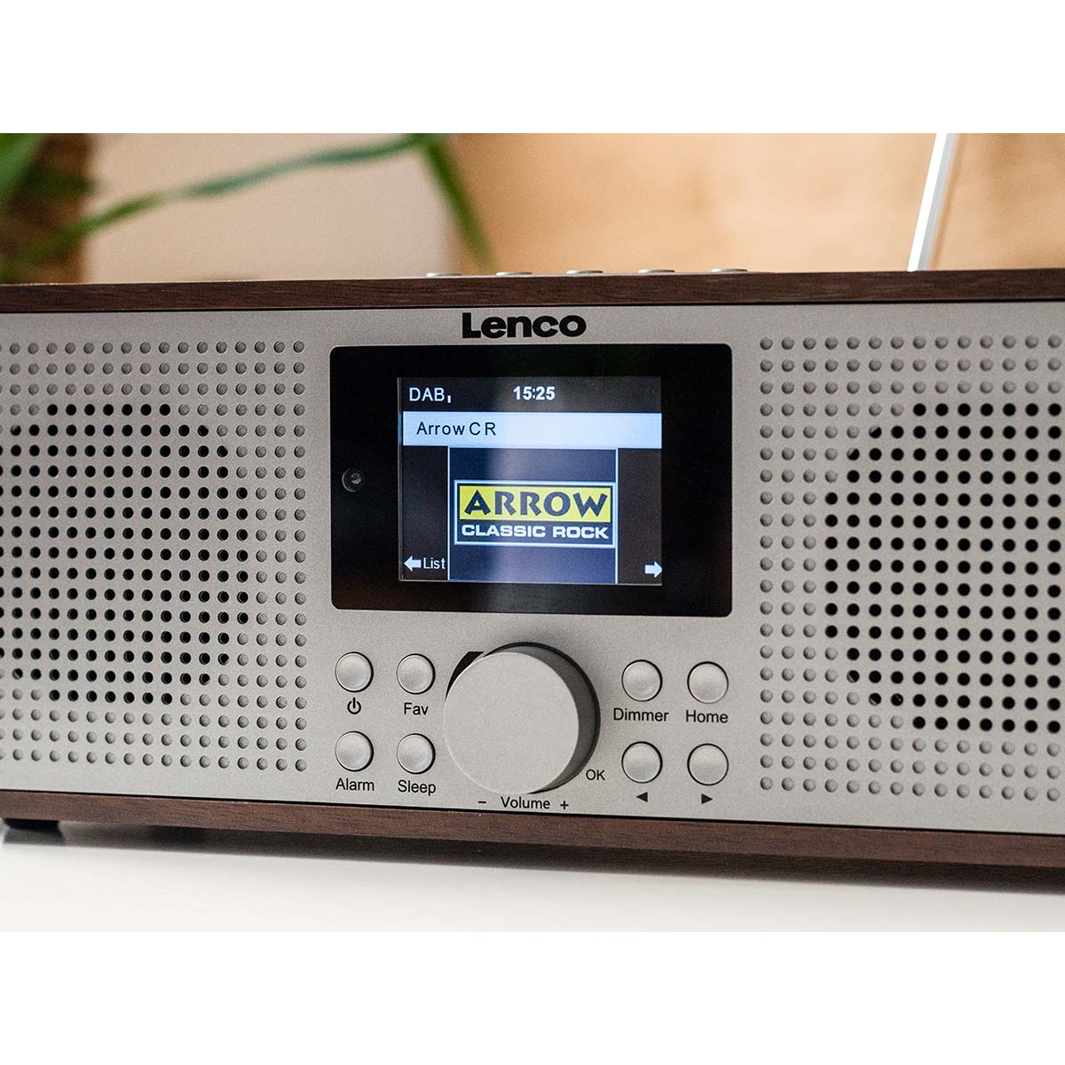 Intelligentes Internetradio, mit DAB+ / FM und Bluetooth® Wood