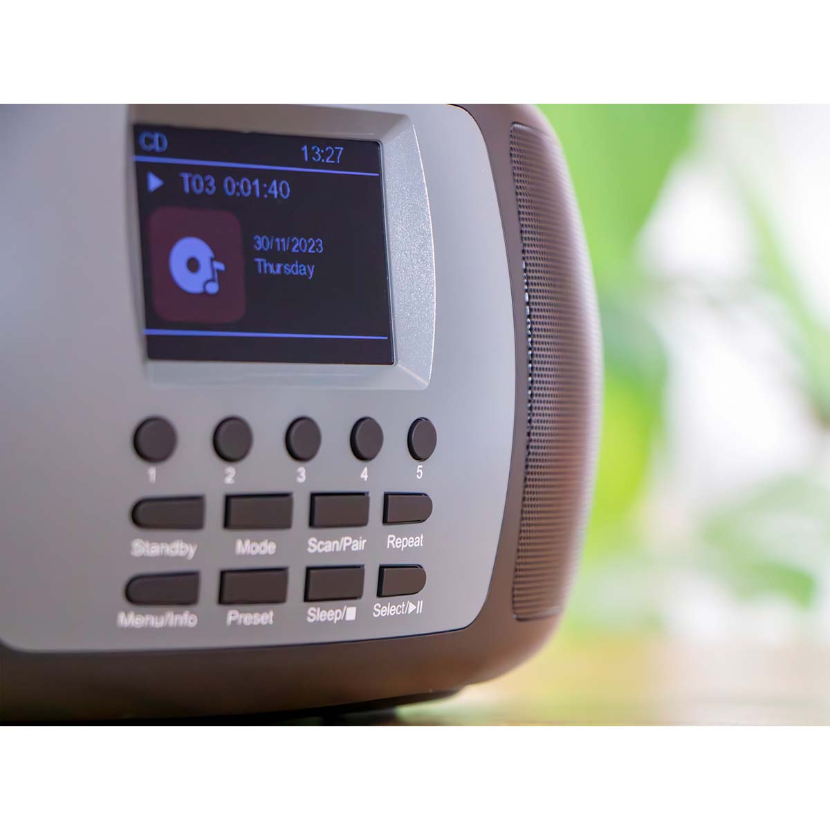 Tragbares DAB+/FM-Radio mit Bluetooth® CD-Player und großem LCD-Farbdisplay Schwarz