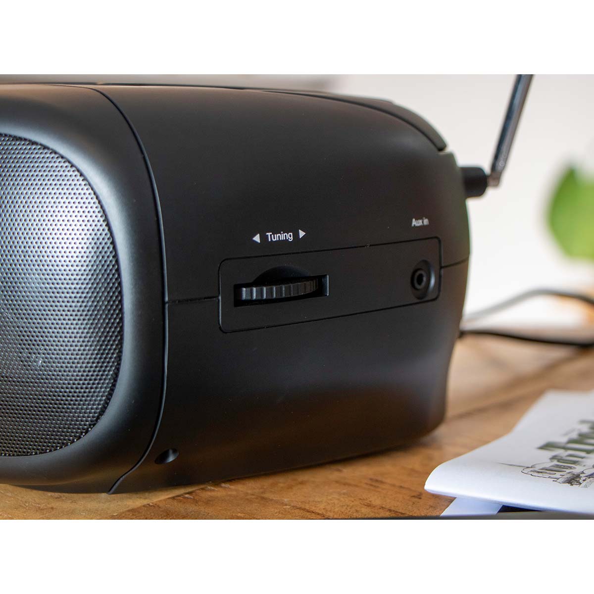 Tragbares DAB+/FM-Radio mit Bluetooth® CD-Player und großem LCD-Farbdisplay Schwarz
