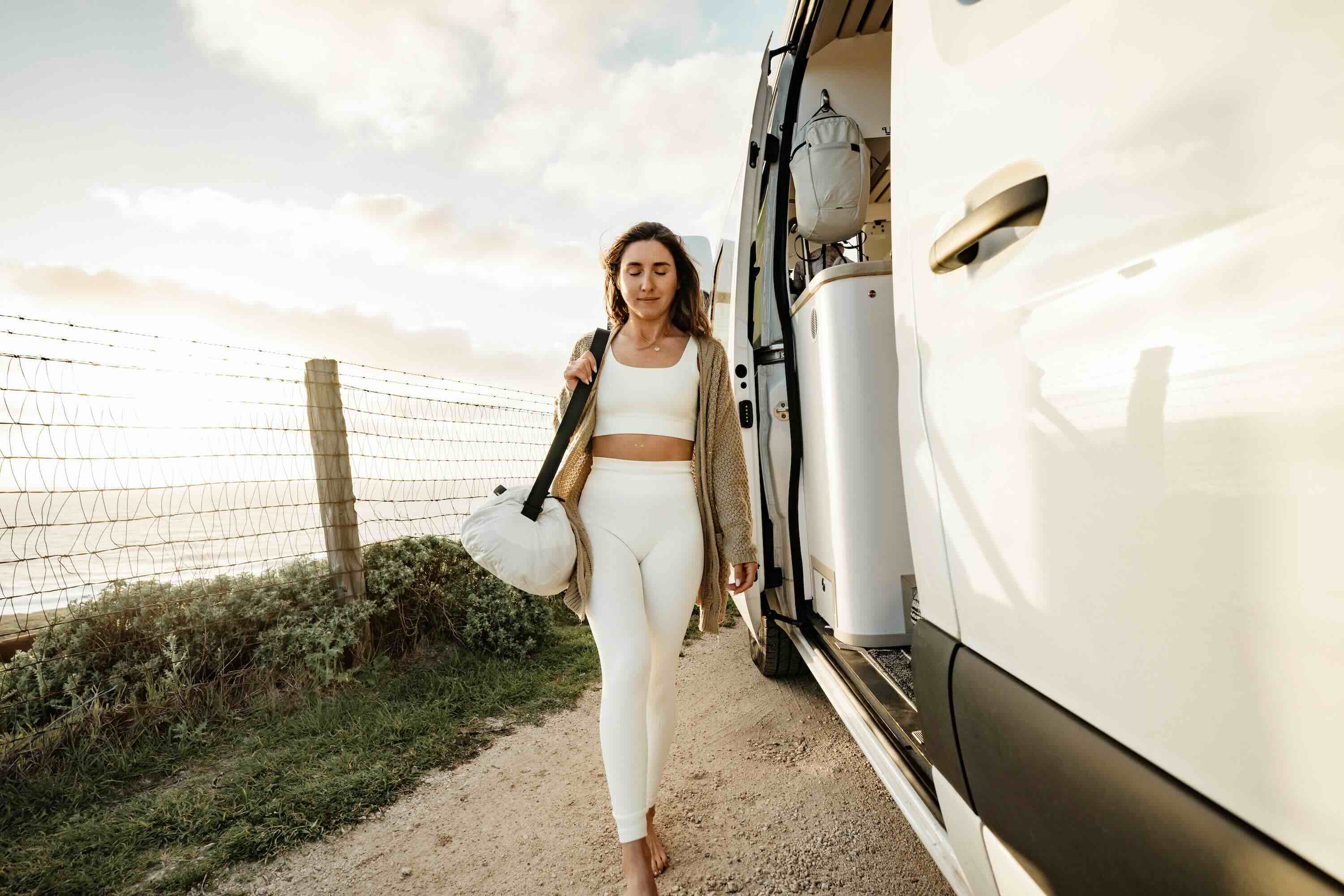 Matador ReFraction Packable Duffle Bag (white)