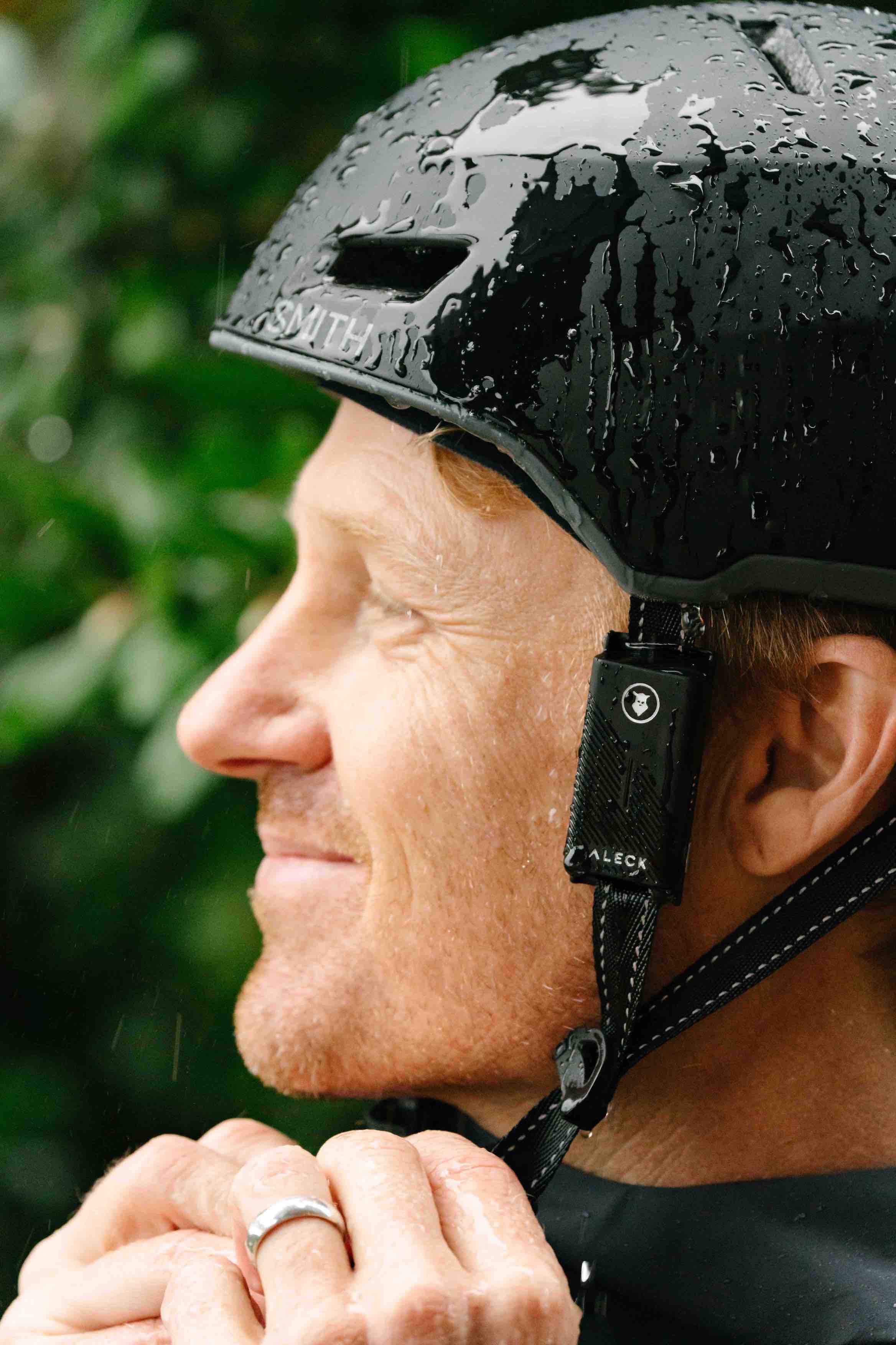 Aleck Punks - Audio- und Kommunikations-Headset mit Push-To-Talk Technologie für Fahrradhelme von Aleck