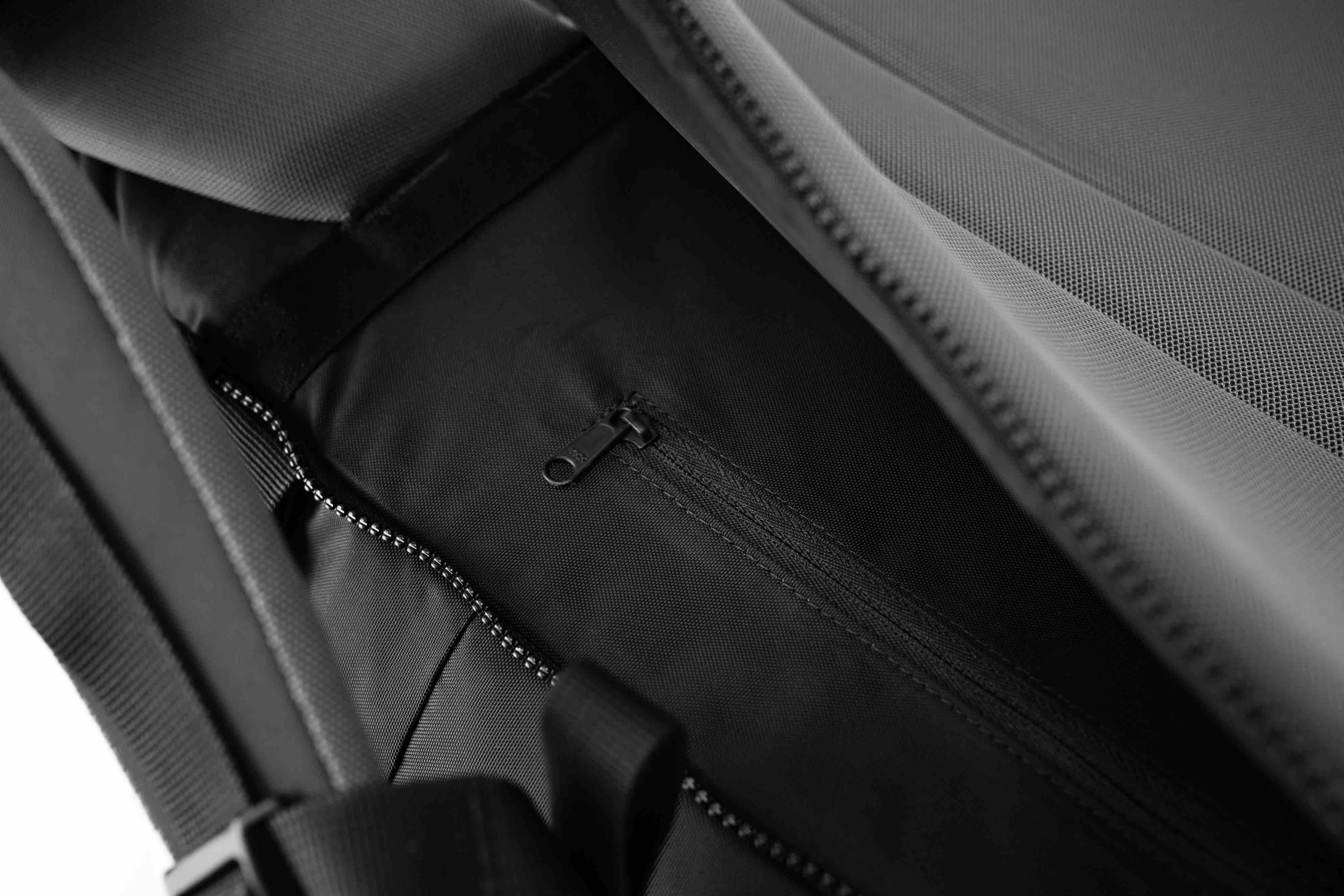 Matador GlobeRider45 Travel Backpack (black)