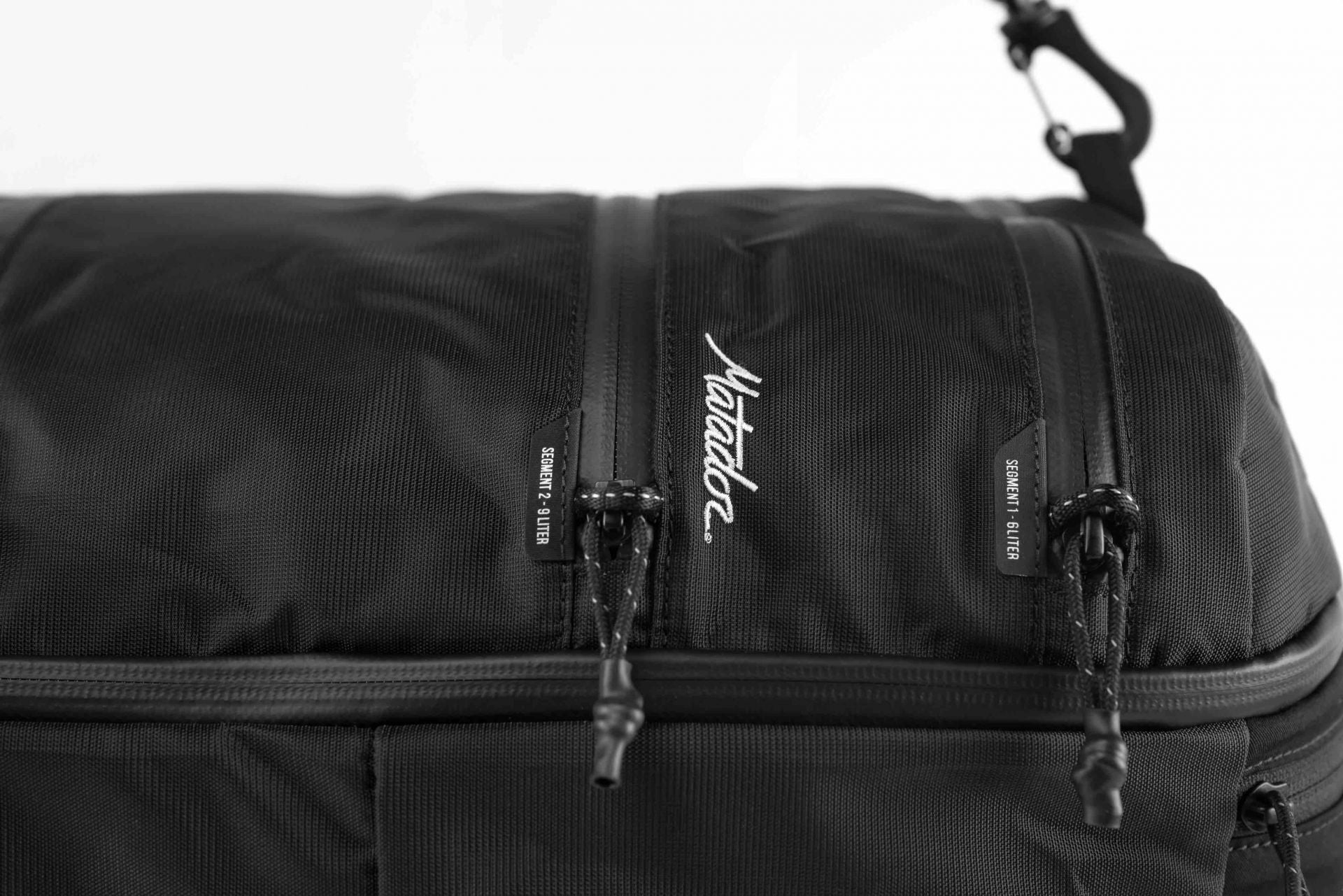 Matador SEG45 Travel Pack- robuster Rucksck mit segmentierten Taschen wie Würfel