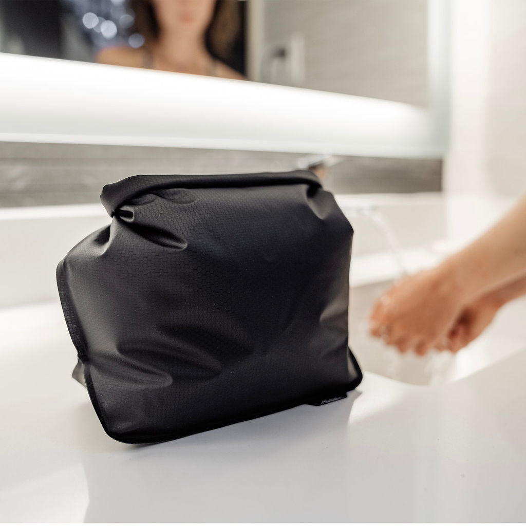 Matador FlatPak Waterproof Toiletry Case (garnet)