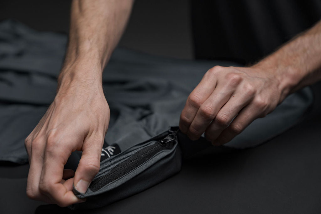 Matador/Volcom Packable Beach Towel (grey) High Tech Strandtuch nicht nur für Surfer