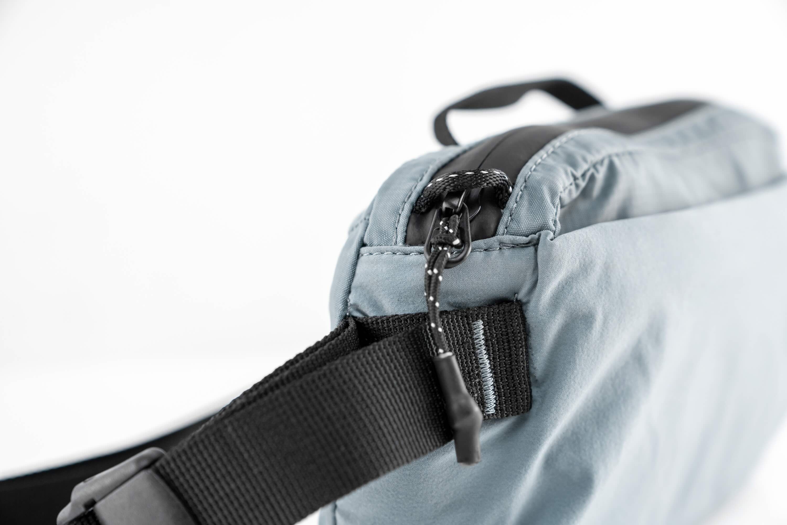 Matador ReFraction Packable Sling (blue)