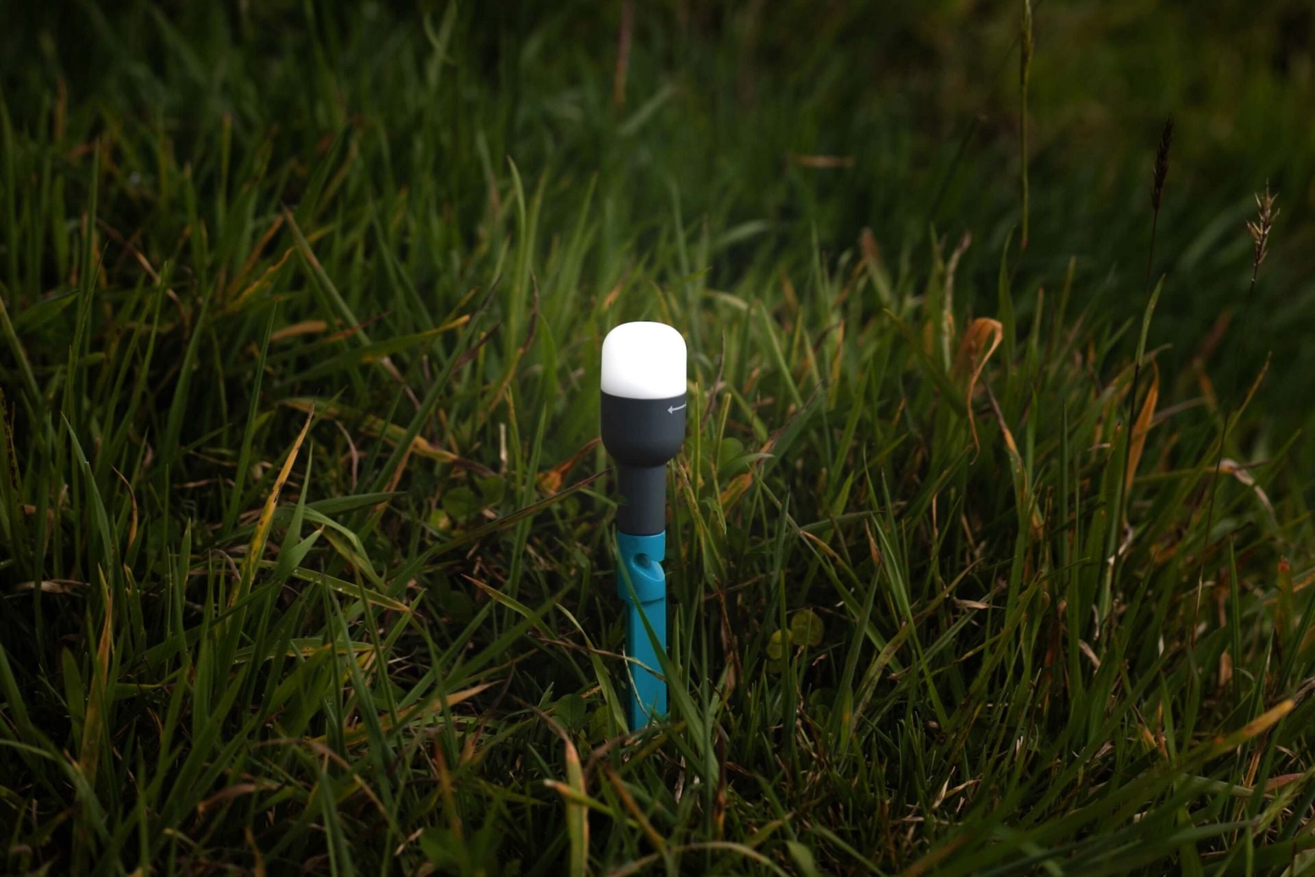 BioLite Site Lights Set mit 6 Hängeleuchten und Solar-Ladecase von BioLite