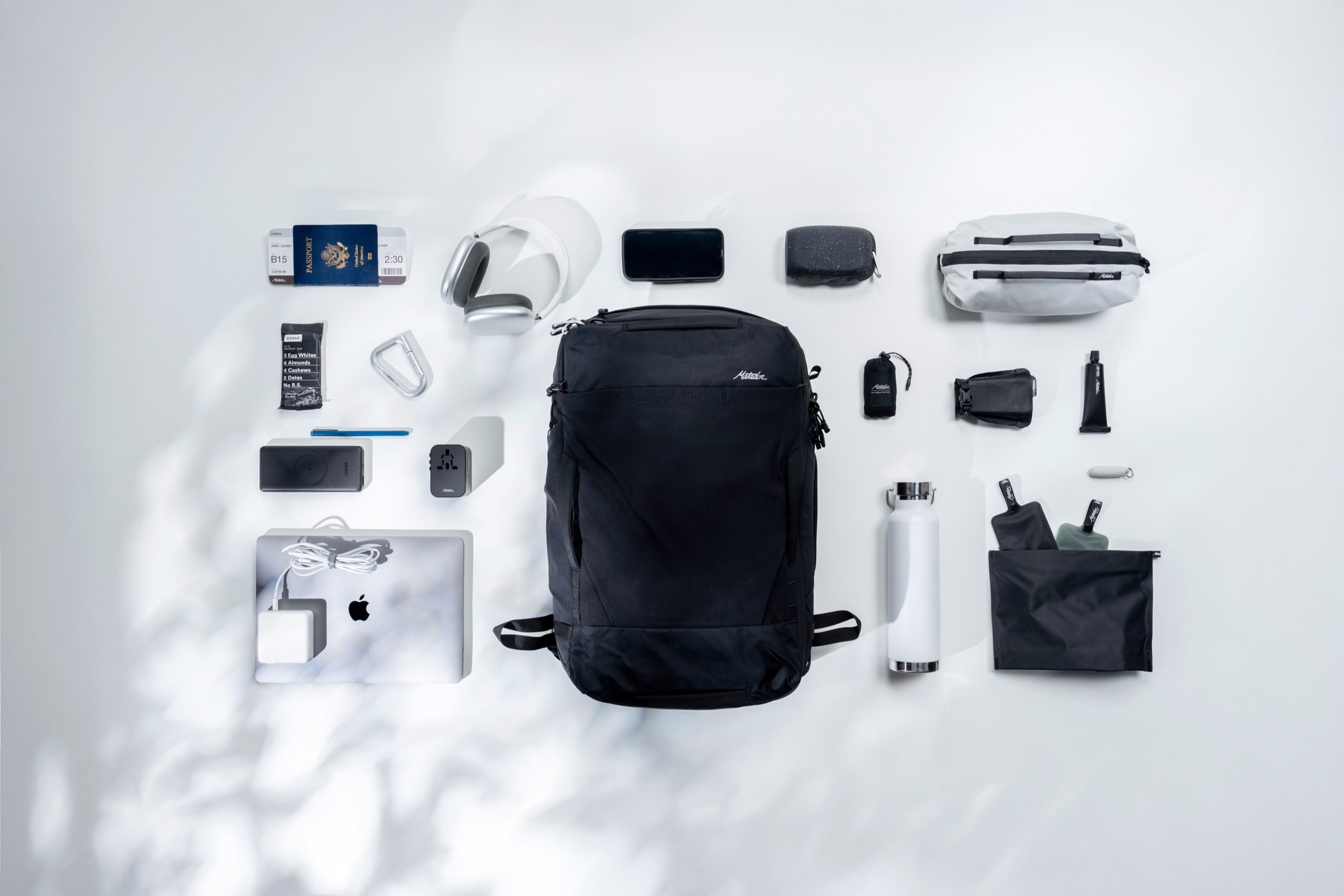 Matador GlobeRider35 Travel Backpack (black) - Handgepäckkonformer Rucksack für Weltreisen (35 liter)