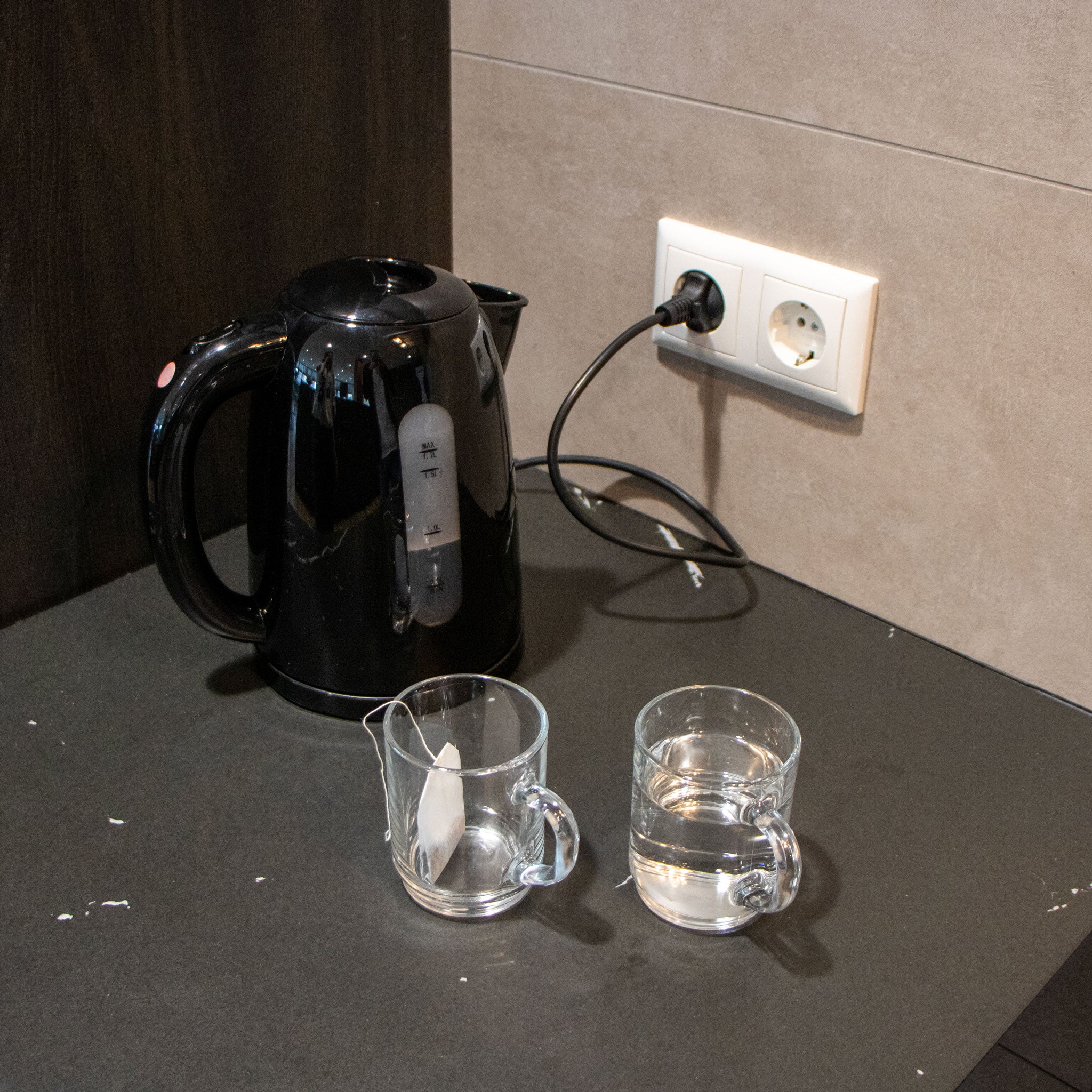 Wasserkocher 1.7L Schwarz