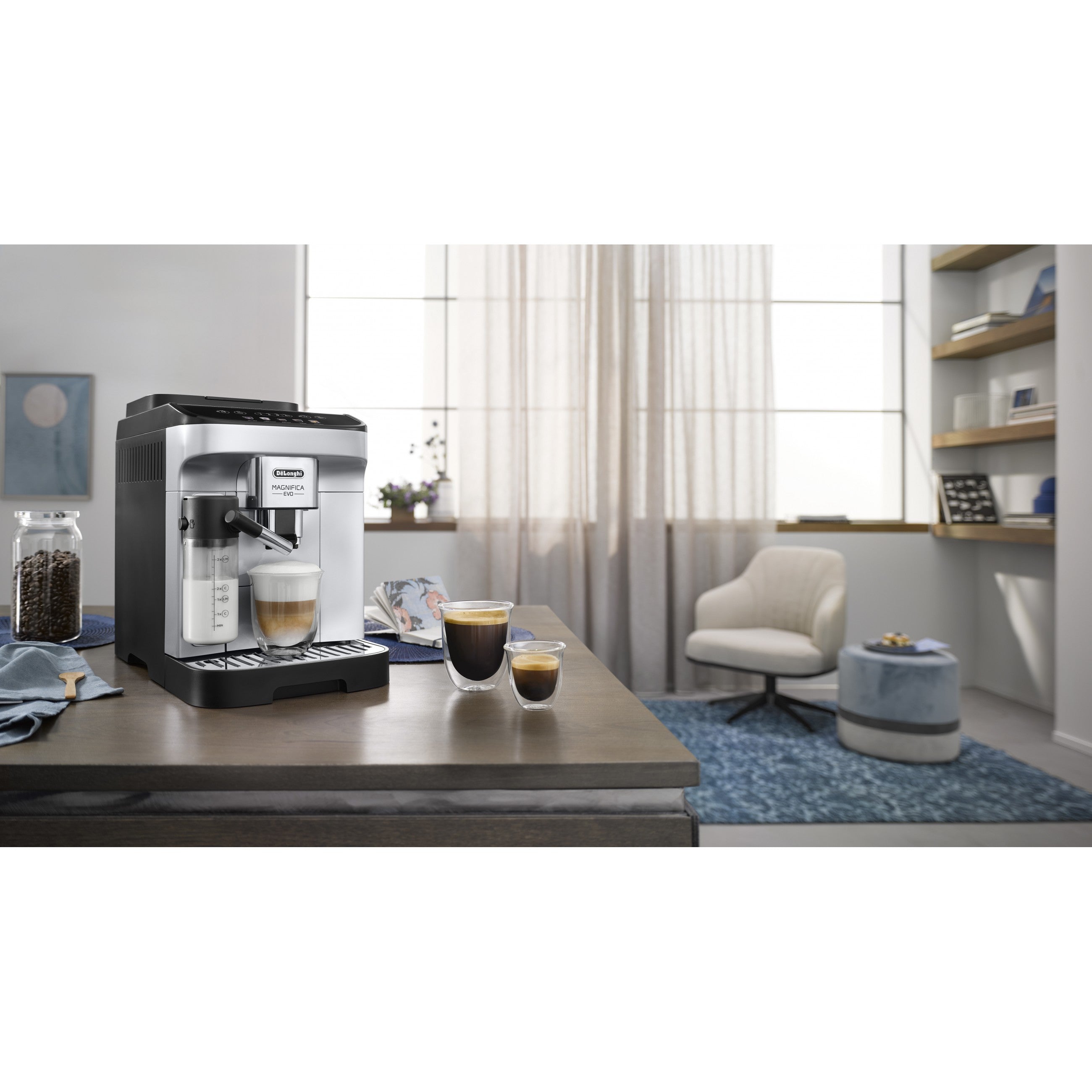 DeLonghi Kaffeemaschine Magnifica Evo *schwarz/silber*