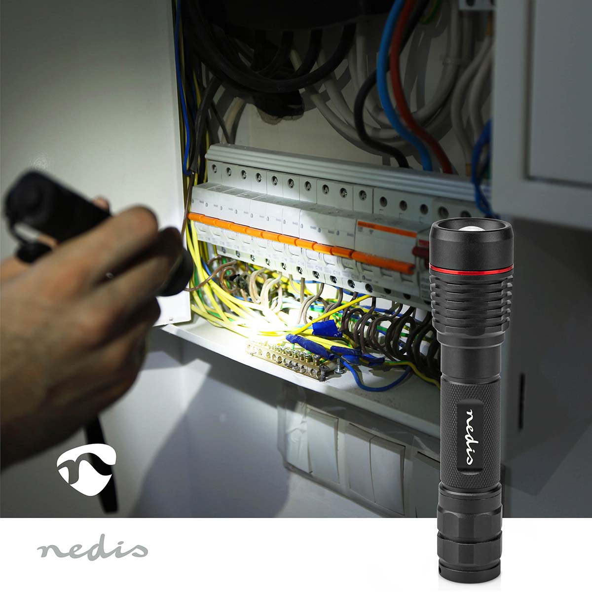 LED-Taschenlampe | Batteriebetrieben | 3.7 V DC | 10 W | N/A | Batterien enthalten | Wiederaufladbar | Nennlichtstrom: 1000 lm | Lichtbereich: 200 m | Strahlungswinkel: 10 °