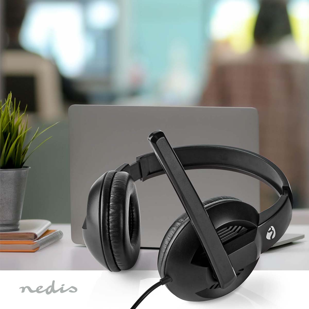 PC-Headset | Über Ohr | Stereo | USB Type-A / USB Type-C™ | Klappbarer Mikrofon | Schwarz