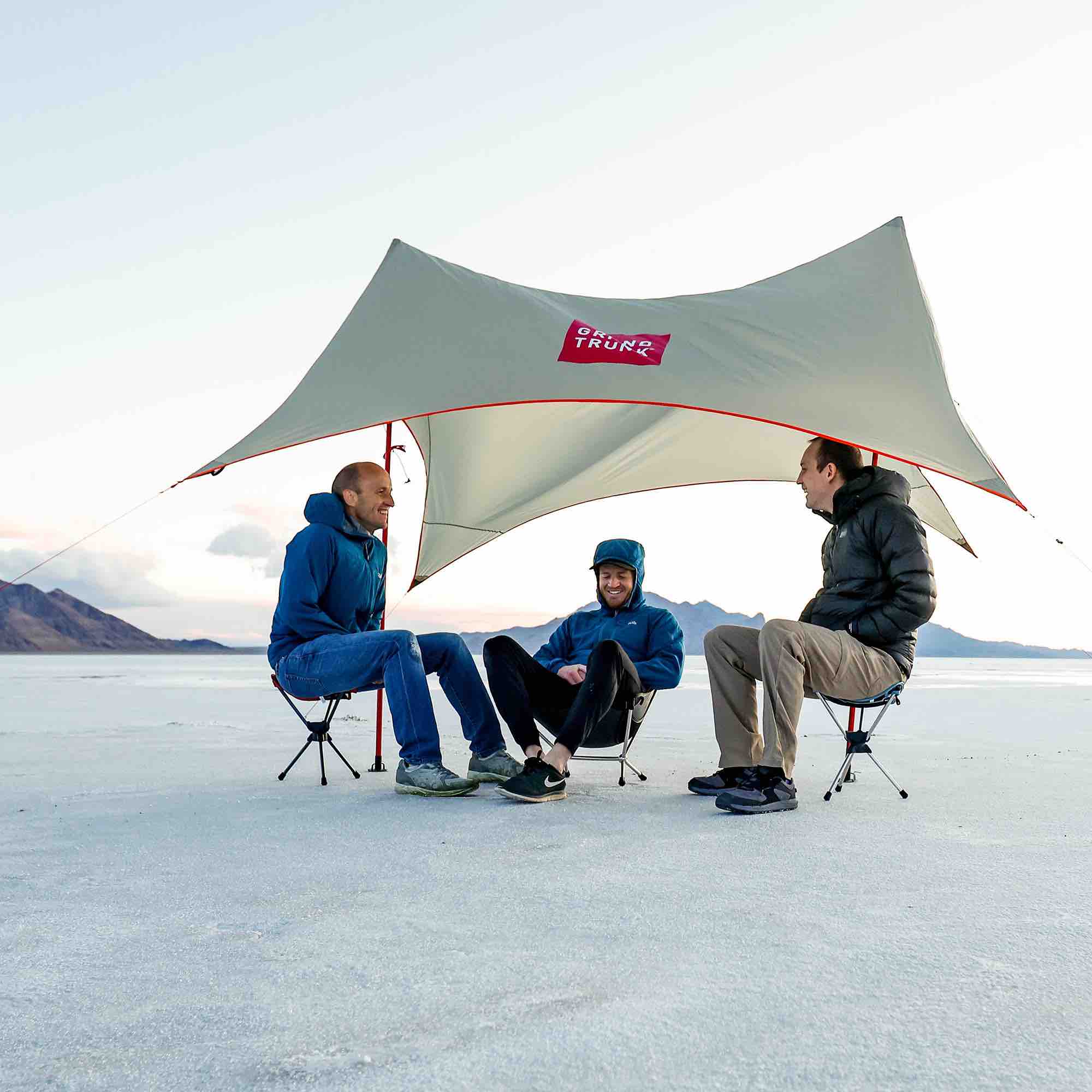 Grand Trunk Compass 360° Stool (red)
