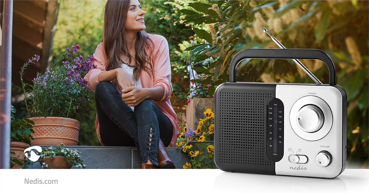 FM-Radio | Tragbare Ausführung | FM | Batteriebetrieben / Netzstromversorgung | Analog | 2.4 W | Scharz-weiß Monitor | Bluetooth® | Kopfhörerausgang | Tragegriff | Schwarz / Weiss