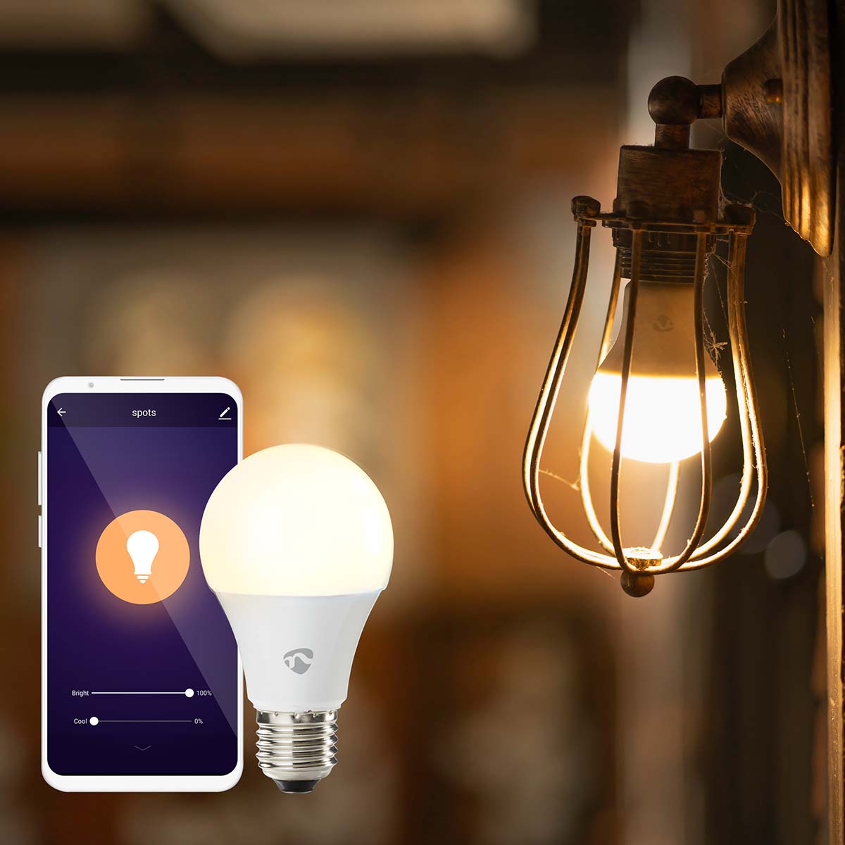 SmartLife-LED-Glühbirne | Wi-Fi | E27 | 806 lm | 9 W | Warm bis kühlen weiß | 2700 - 6500 K | Android™ / IOS | Birne | 1 Stück