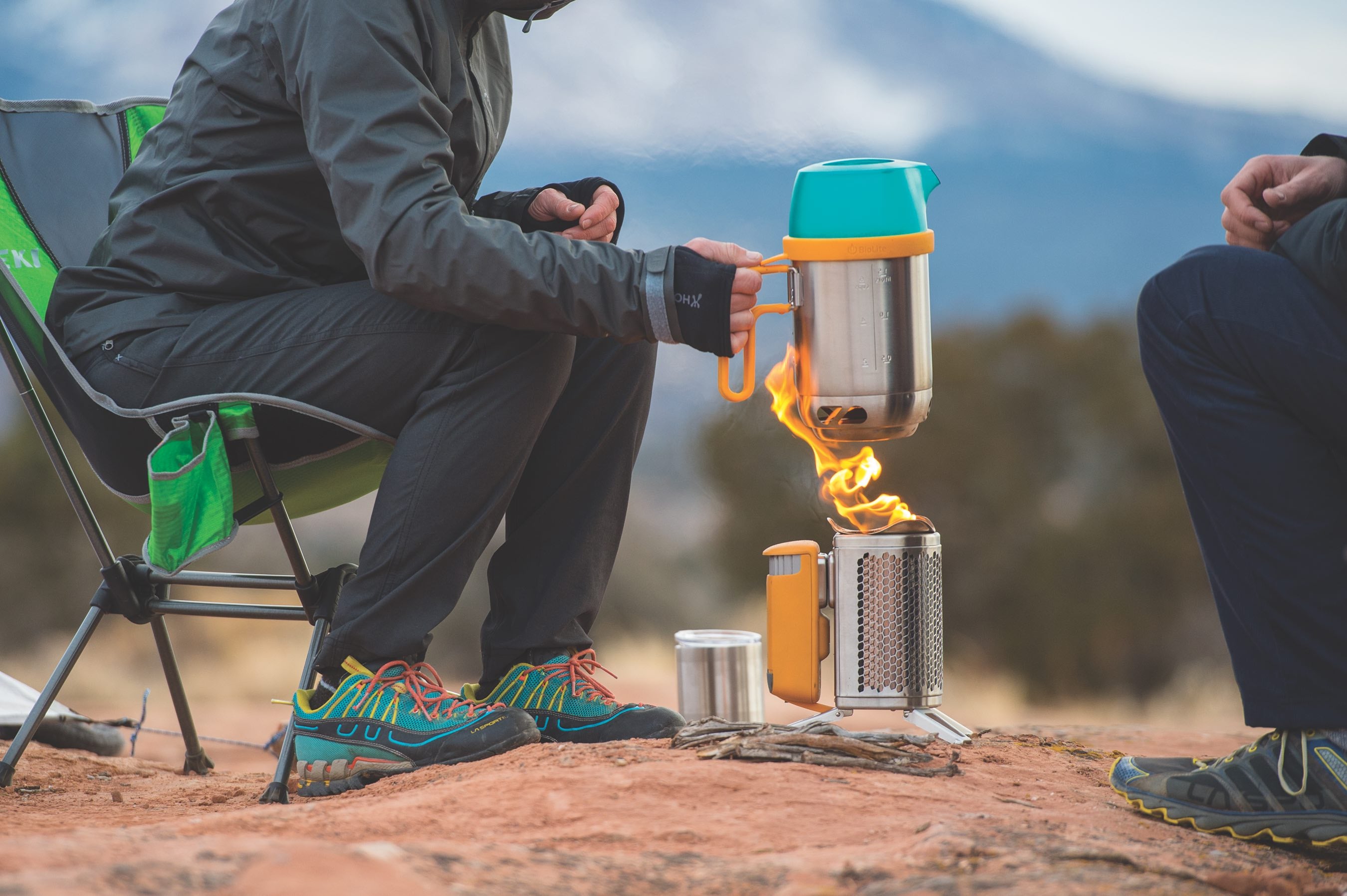 BioLite CampStove KettlePot Cook plus Coffee Kit